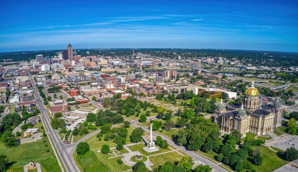 CZB_DES MOINES IA SKYLINE